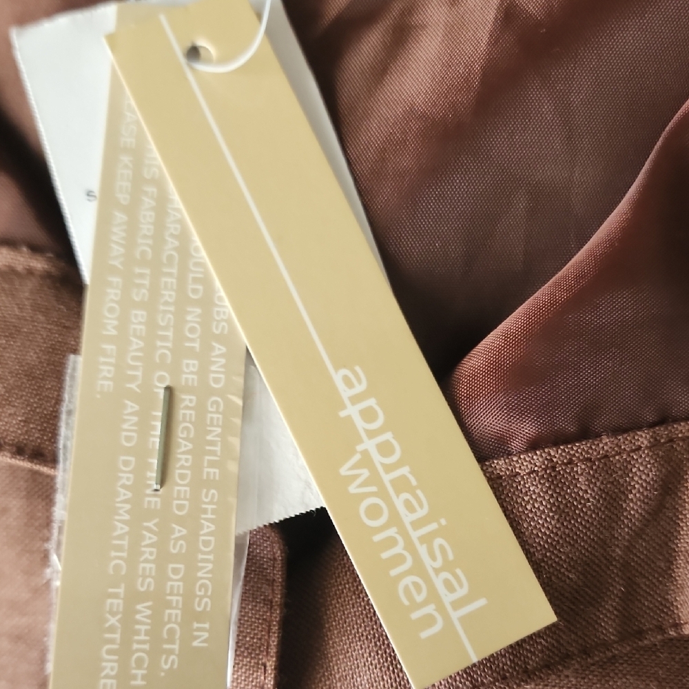 Sleeveless Tie-Waist Midi Shirtdress in Taupe - Picture 12 of 13